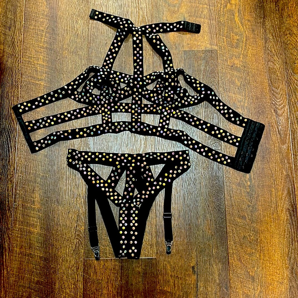 Custom made Rhinestone Festival Rave Cage Bra and Cage bottoms garters Small